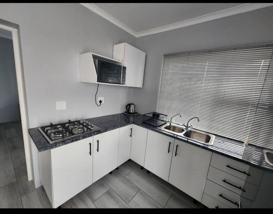 Ferienwohnung Self-Catering, Sea View 2 Units Boknes Exterior foto