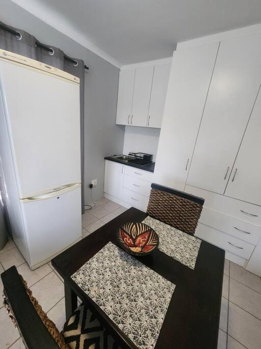 Ferienwohnung Self-Catering, Sea View 2 Units Boknes Exterior foto