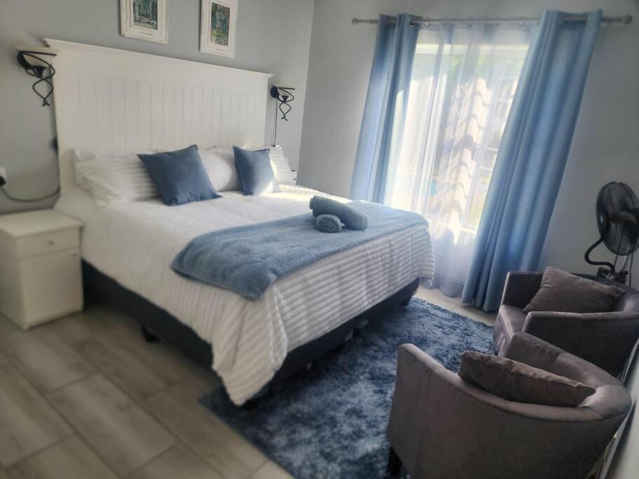 Ferienwohnung Self-Catering, Sea View 2 Units Boknes Exterior foto