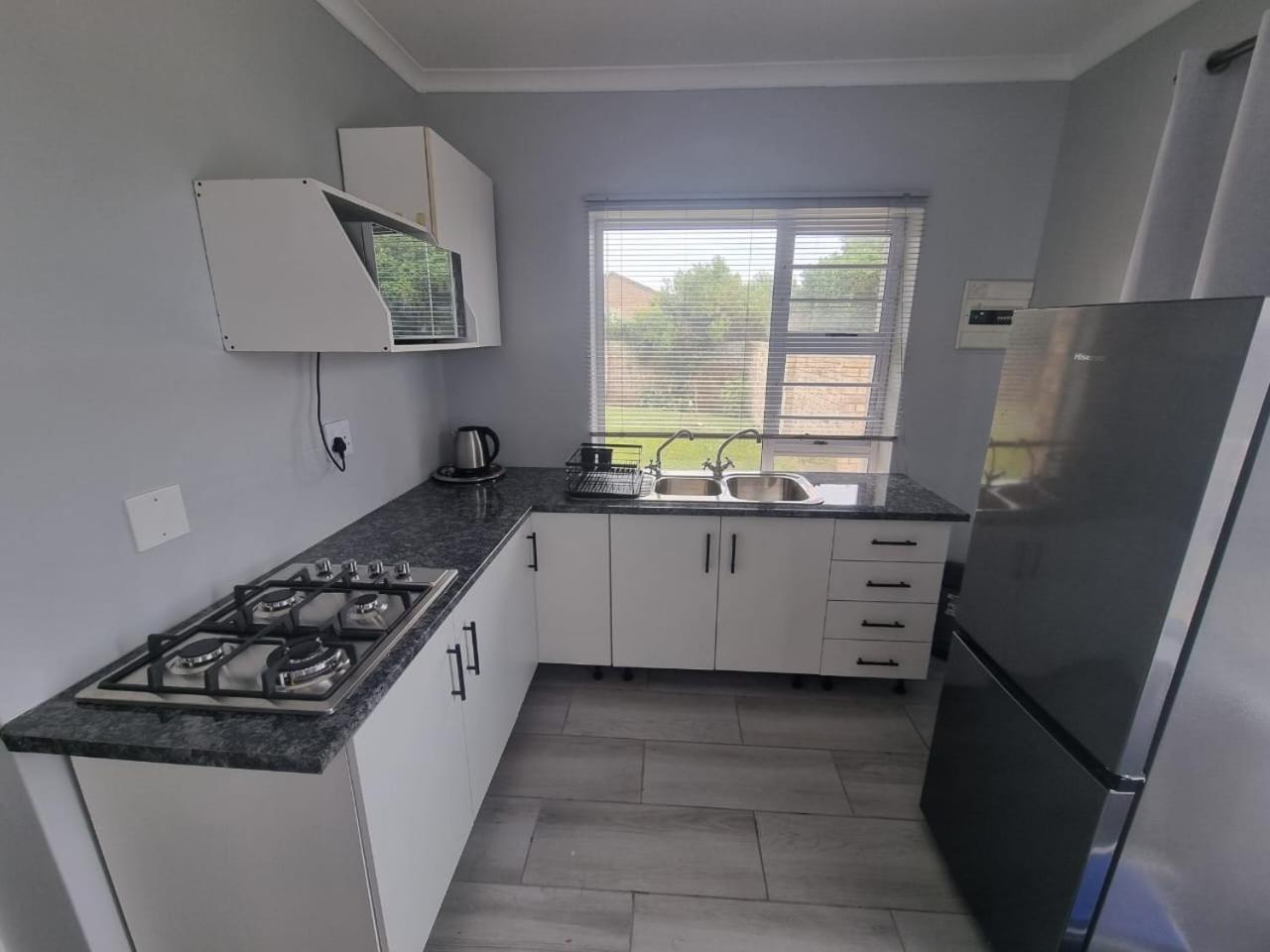 Ferienwohnung Self-Catering, Sea View 2 Units Boknes Exterior foto